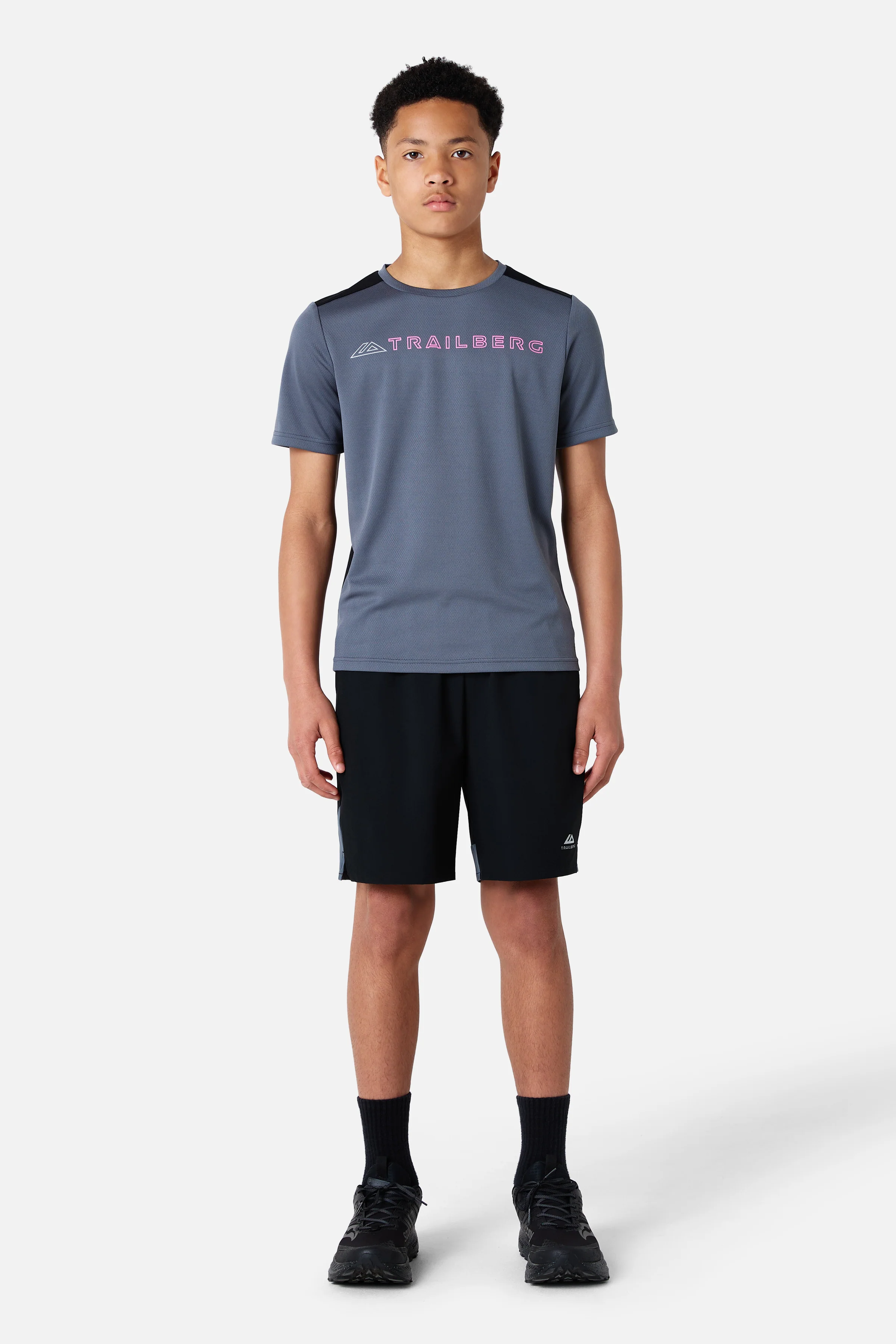 Boys Triathlon 4.0 Short - Black/Storm Grey/Cosmic Pink - Image 3