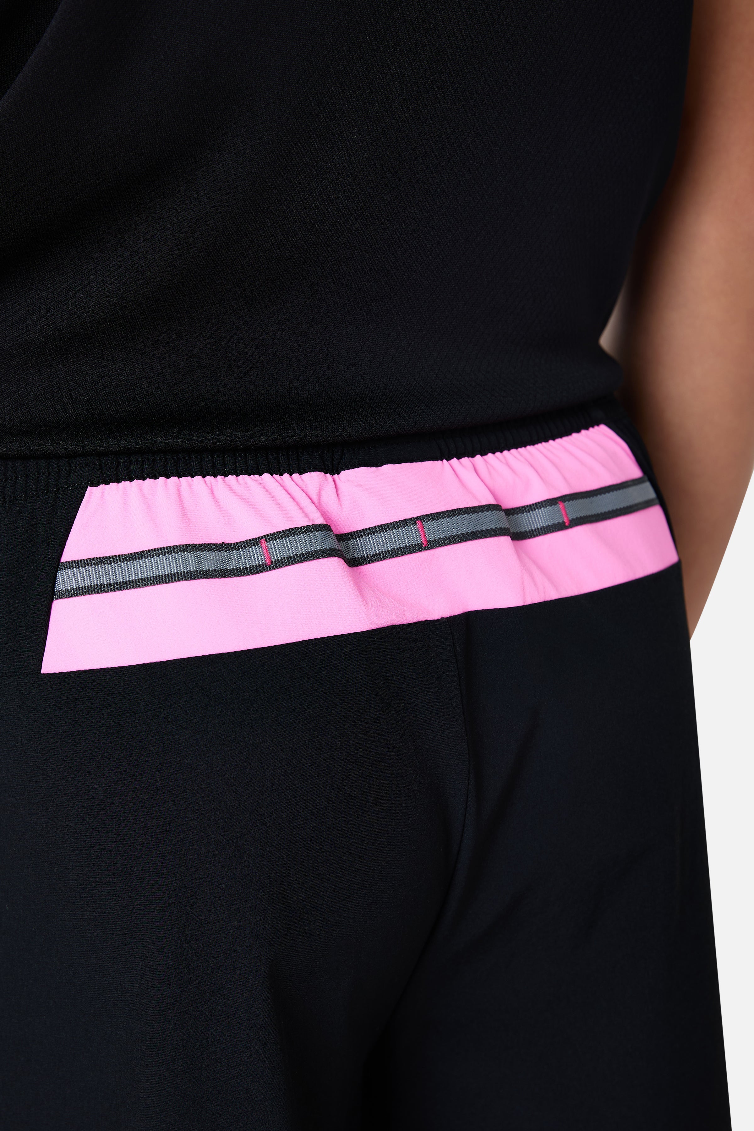 Boys Triathlon 4.0 Short - Black/Storm Grey/Cosmic Pink - Image 7