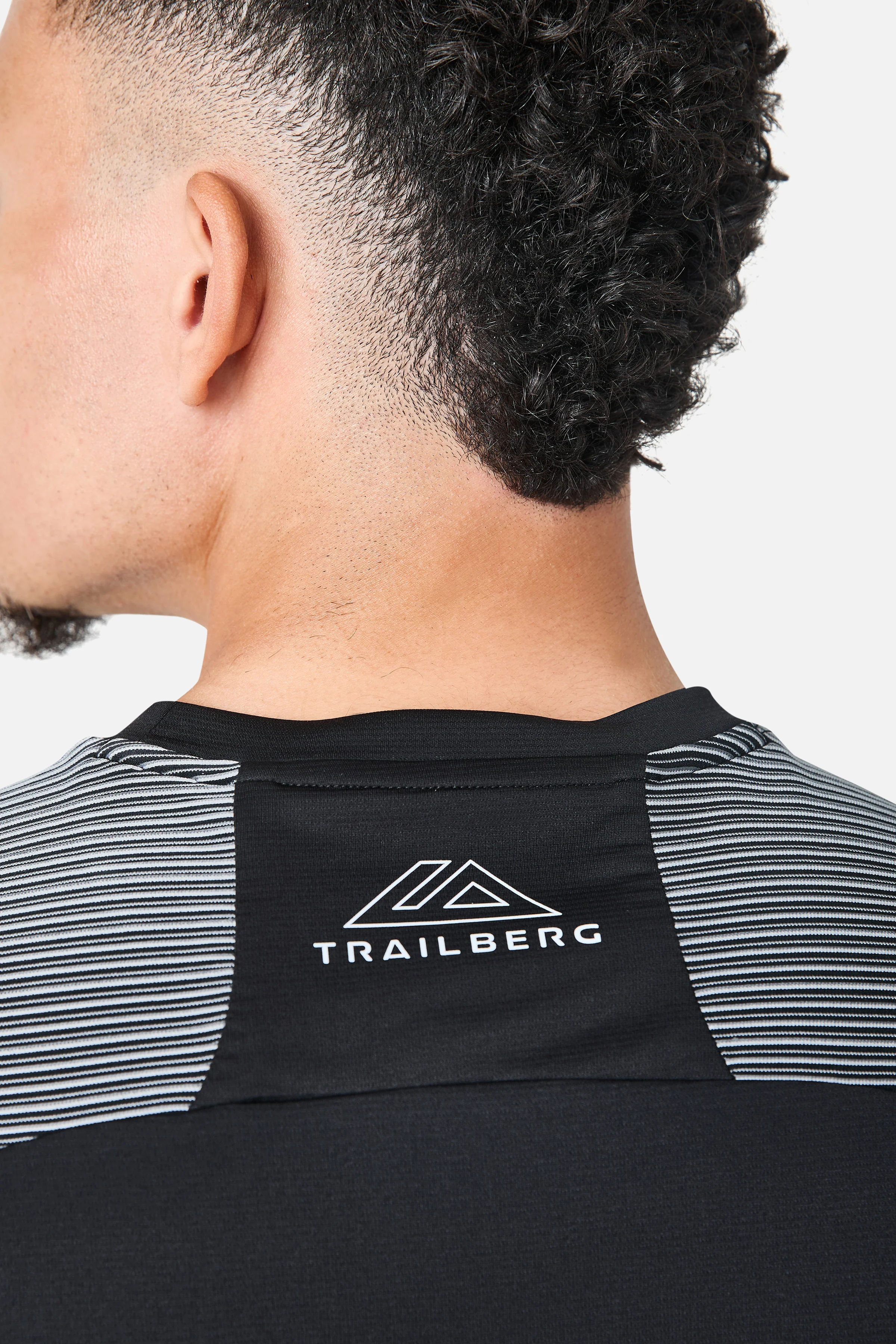 Equator Gotthard Twinset - Black - Image 3