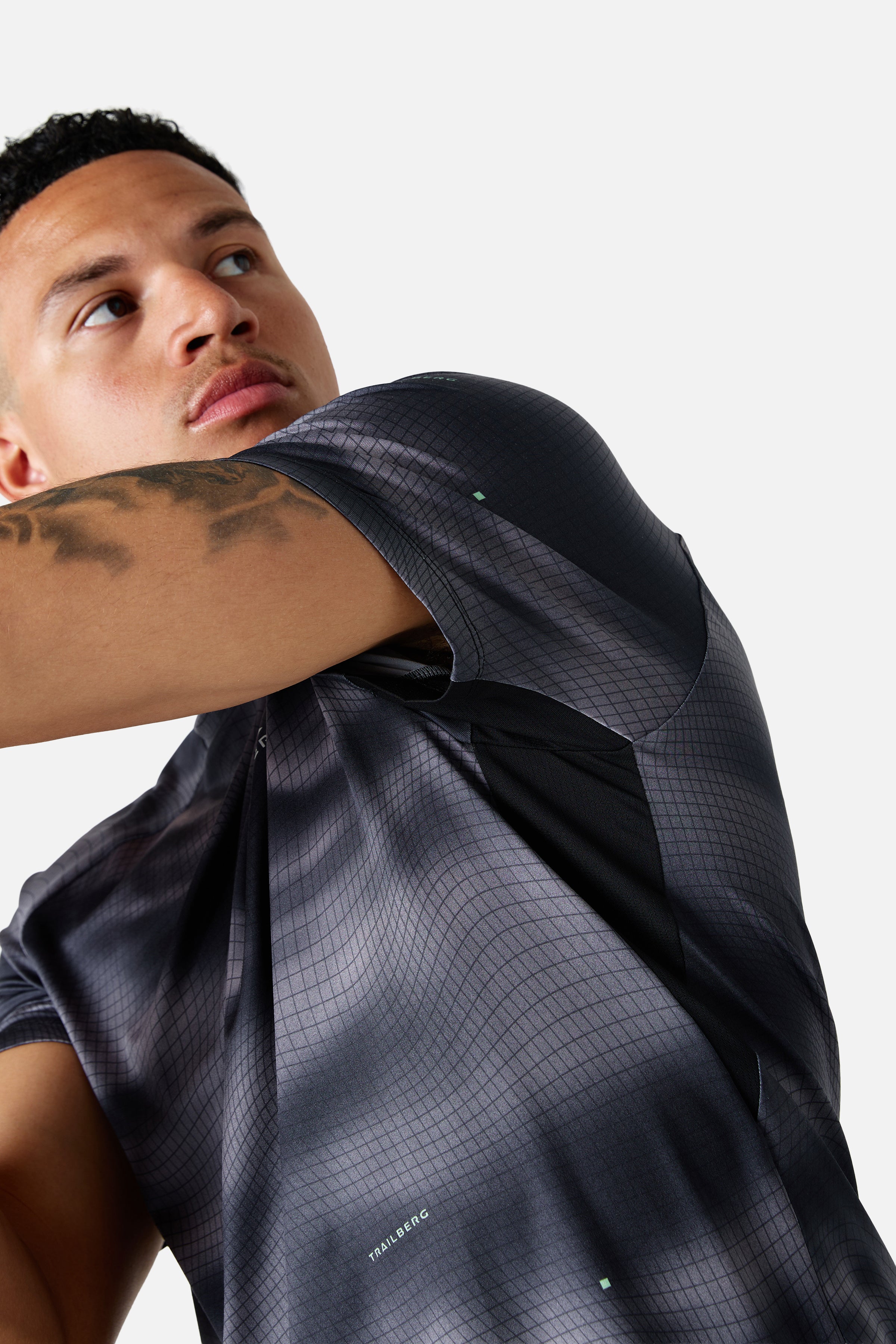 Haze Tee - Black - Image 5