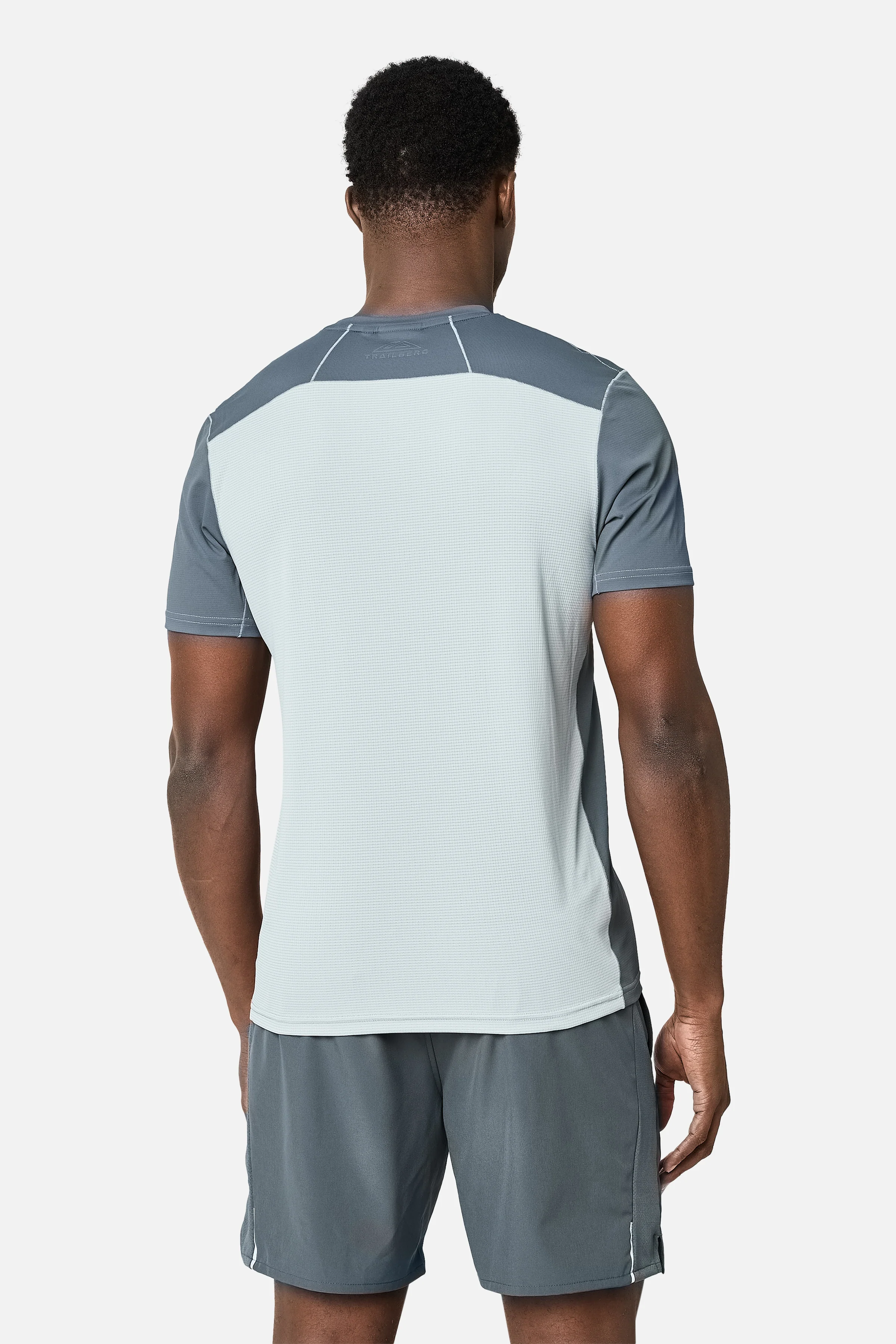 Nucleus Outdoor Tee - Graphite Grey/Lunar Grey - Image 2