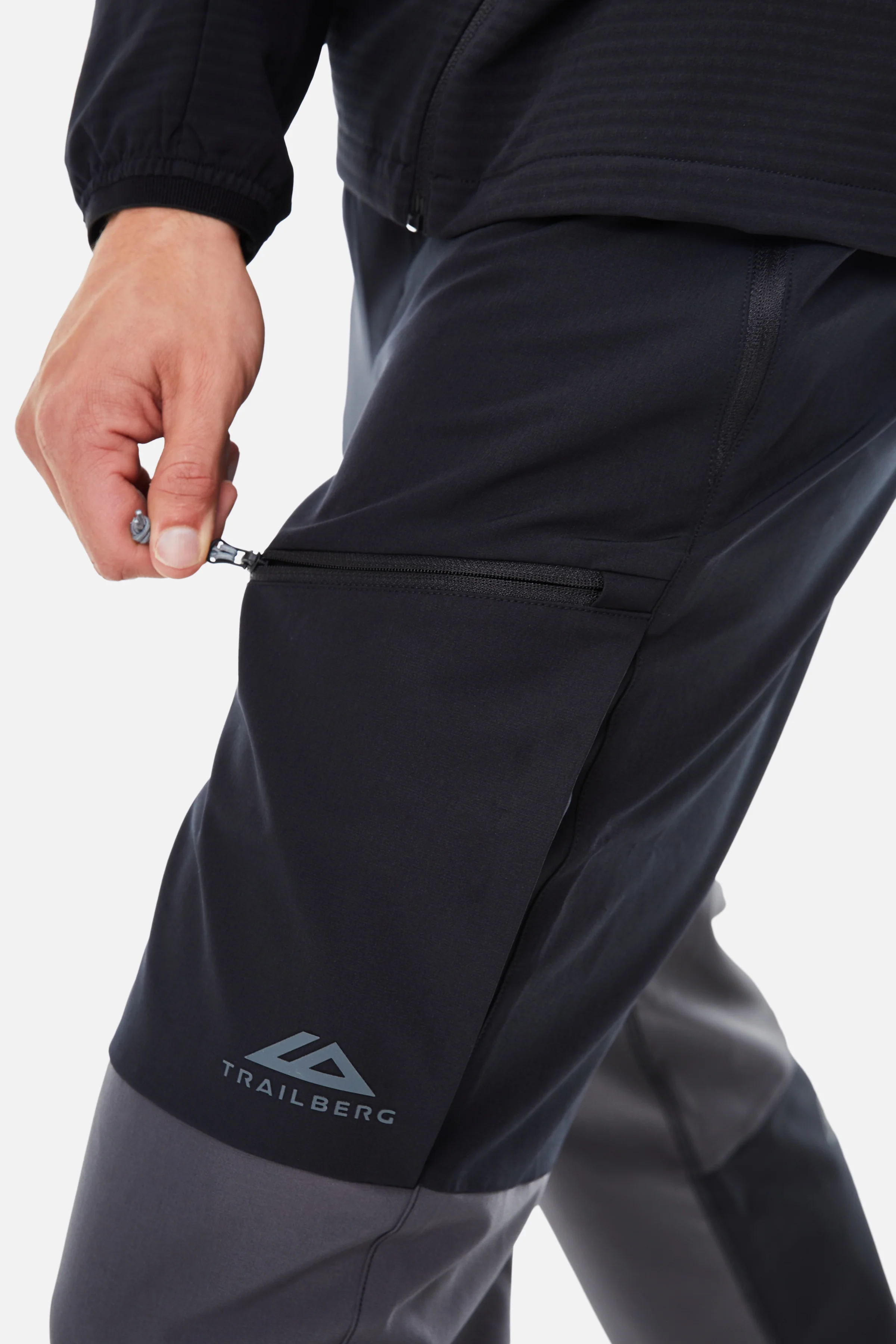 Tour 3.0 Tracksuit - Black/Volcano Grey - Image 10