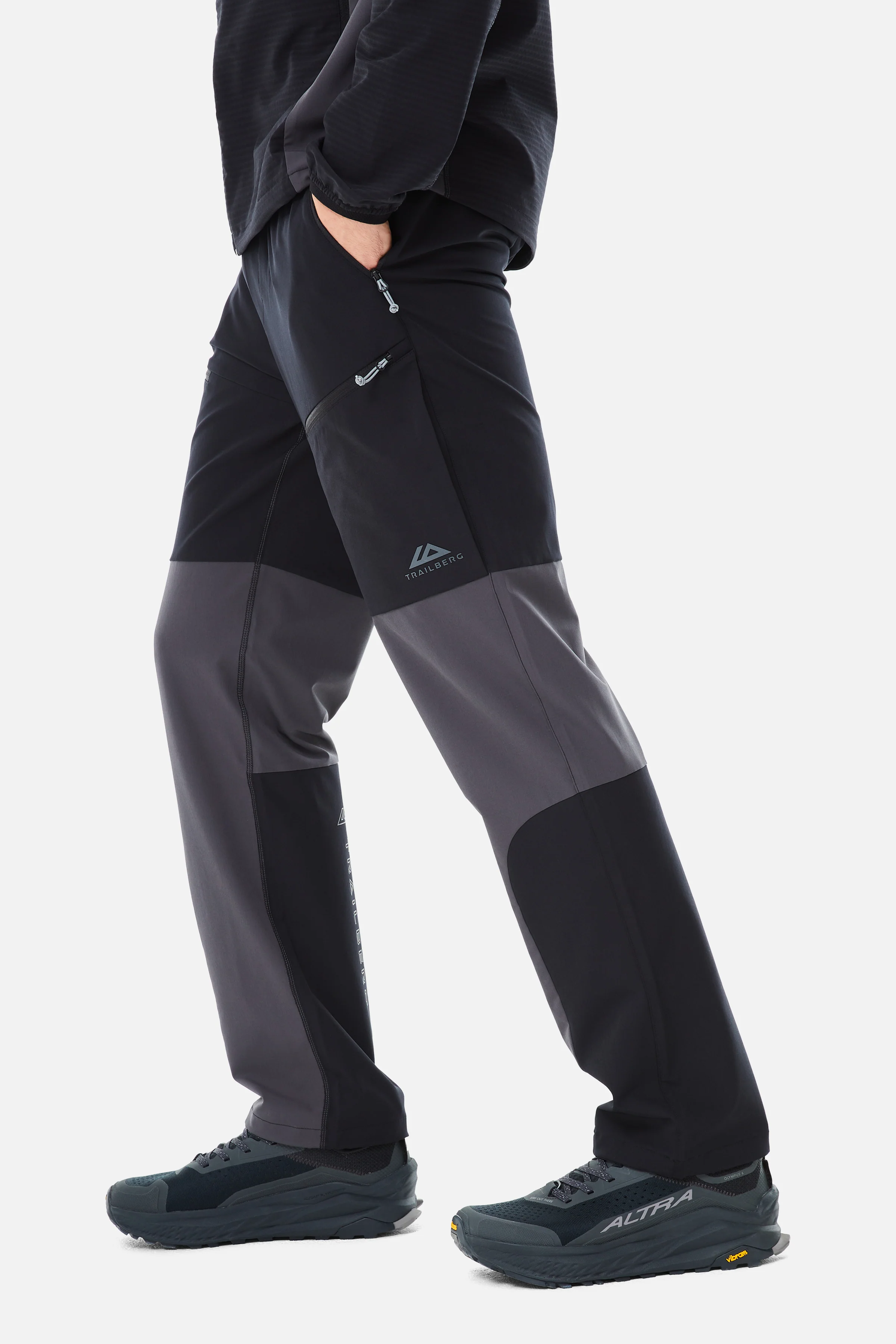 Tour 3.0 Tracksuit - Black/Volcano Grey - Image 9
